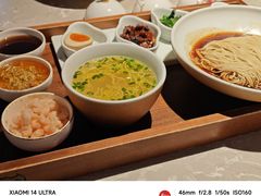 -松鹤面馆·古法焖肉面(观前店)