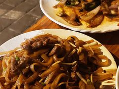 炒牛河-美食店(华贵路店)