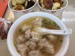 -张阿三馄饨店
