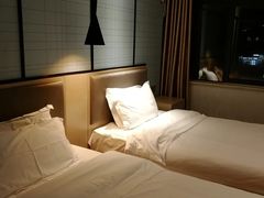 -柏曼酒店(合肥国购广场三里庵地铁店)