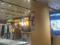 -麦当劳(中山公园龙之梦店)