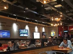 大堂-渝是乎酸菜鱼(龙旗购物中心店)