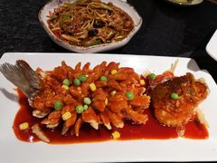 招牌松鼠鱼小份-老苏州芳和园茶酒楼  传统苏帮菜(观前店)
