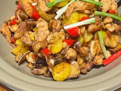 -绿草地·湘菜(7mall店)