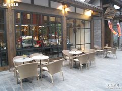 露天位-星巴克臻选(成都宽窄巷子店)