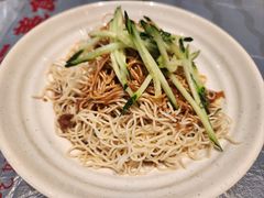 -肥肥虾庄·金牌油焖大虾(杨园滨江时代walk店)