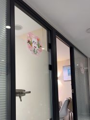 -咪咪专业脱毛连锁机构