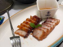 -红鼎豆捞·非遗鲍皇汤火锅(宝丰路店)