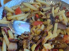 -老唐三下锅 ·张家界地标美食(溪布街店)