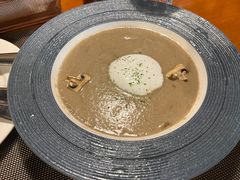 奶油蘑菇汤mushroomS-布拉格餐厅· 中欧捷克菜(全国首店)