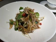 手撕烧鸡-大鹏饭店·金陵家宴(奥体中心店)