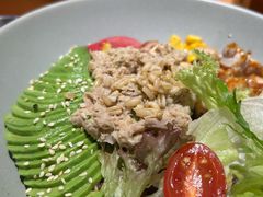 -POKEE VIA&Brunch·维娅(重庆来福士店)