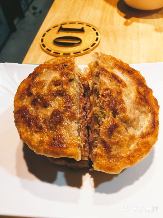 牛庄馅饼(沈北店)-猪肉酸菜馅饼-菜-猪肉酸菜馅饼图片-沈阳美食-大众