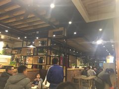 大堂-陈记农家挂炉烤肉(雁南一路店)