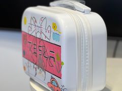-TESLA 特斯拉(上海太古汇体验店)