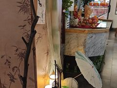 -卢大鲜鱼头捞饭(美利广场店)