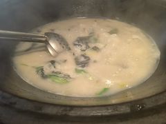 -陈大锅·岳阳鱼馆·地道岳阳菜(美食街店)