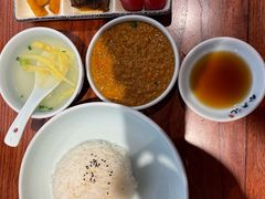 -裕兴记•蟹黄面馆(人民广场店)