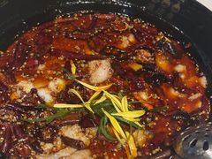 -渔语鱼酸菜鱼新川菜(来福士店)
