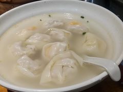 咸蛋黄馄饨-万寿斋(IST艾尚天地店)