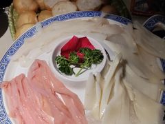 -哥老官重庆美蛙鱼头(日月光店)