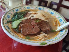 -金杨拉面王小吃面馆·牛三宝面·红烧牛肉粉