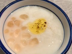 糖桂花酒酿冰豆花-潮界(虹桥新天地店)