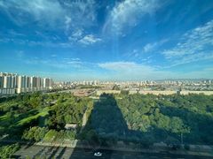 -城墙带状公园-大同古城墙广场停车场