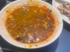 -由衷贵州酸汤牛肉火锅(新桥店)