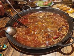 -旧街市鲜货老火锅(大光路店)