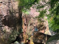 -龙潭大峡谷