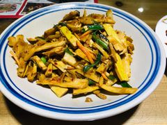 小笋酸菜-炊烟·山房菜