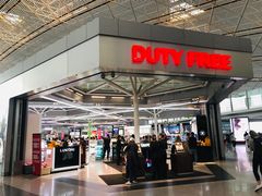 -日上免税店(三径路t3店)