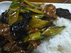 熘肝尖盖饭-生活本该如此北京小馆(周庄嘉园店)