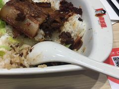 -南城香·饭香串香馄饨香(青年路店)