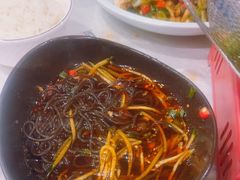 -鑫巴蜀小镇 · 水煮鱼专研店(玉桥店)