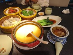 -蝴蝶里·粤菜·点心(滨江龙湖店)