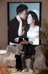 -乐派诗婚纱摄影