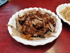 红烧牛肉粉丝汤-金杨拉面王小吃面馆·牛三宝面·红烧牛肉粉