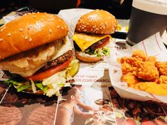 -The Habit Burger Grill 哈比特汉堡(复兴soho店)