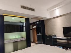 -天豪花香村酒店(贵阳花果园文创园店)