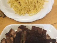 -乌镇那一年小院主题餐厅(甘泉西路店)