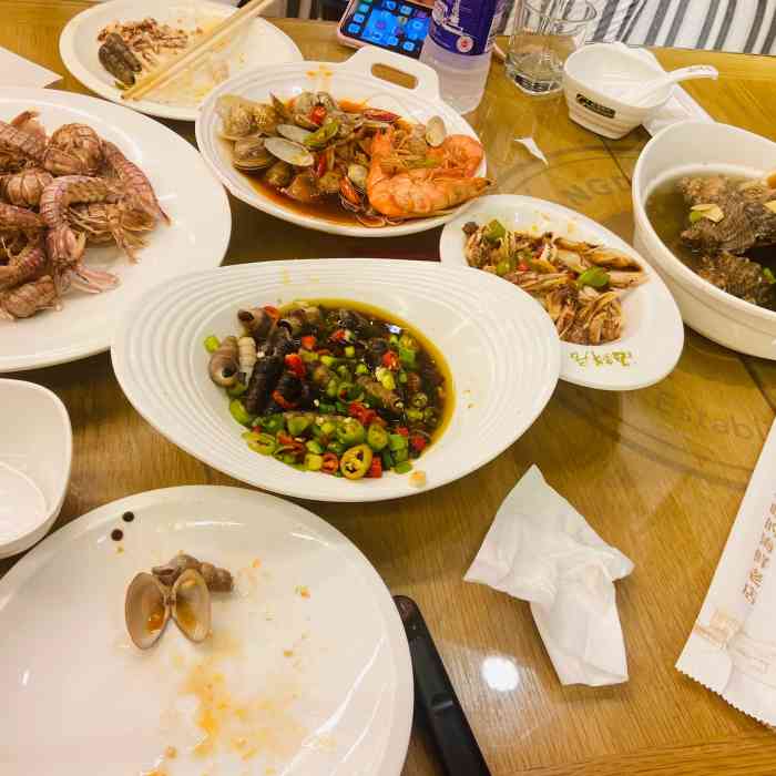 海鲜居(赶海部落店)-"味道特别不错 就是环境卫生差了点.