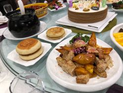 -鑫淼餐饮娱乐中心(江东街店)