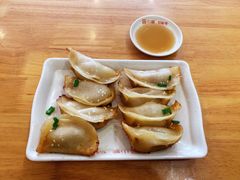 -小姜锅贴(凤凰街店)