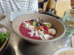 季节水果奇亚籽碗-O'mills Sourdough Bakery&Bistro(永嘉路店)