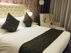 -上海如意智慧酒店(上海科学院店)