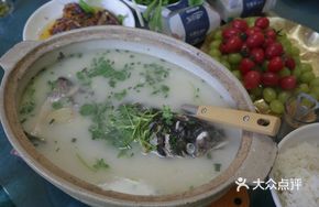 Tianmuhu Pot-Braised Fish Head Soup