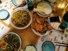 -九锅一堂酸菜鱼(学府凯德店)