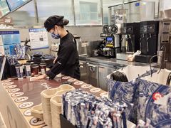 -霸王茶姬(上海静安大悦城店)